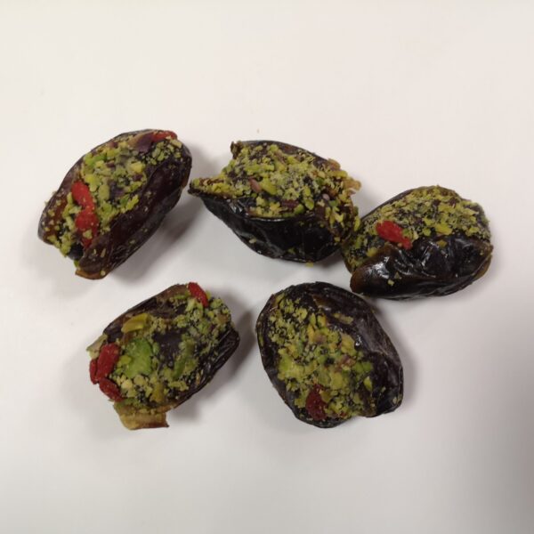 Daktyle z masą czekoladową i pistacjami sztuka